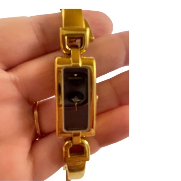 Like New!! Movado rectangle black dial with yellow gold bracelet watch. - Picture 2 of 8